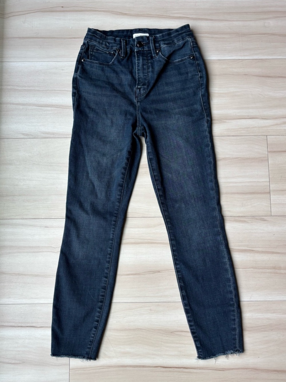 Good American Straight Leg Darkwash Jeans - Size 2/26